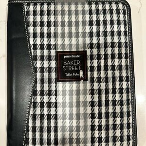 Punctuate Baker Street Black and White Tablet Folio
